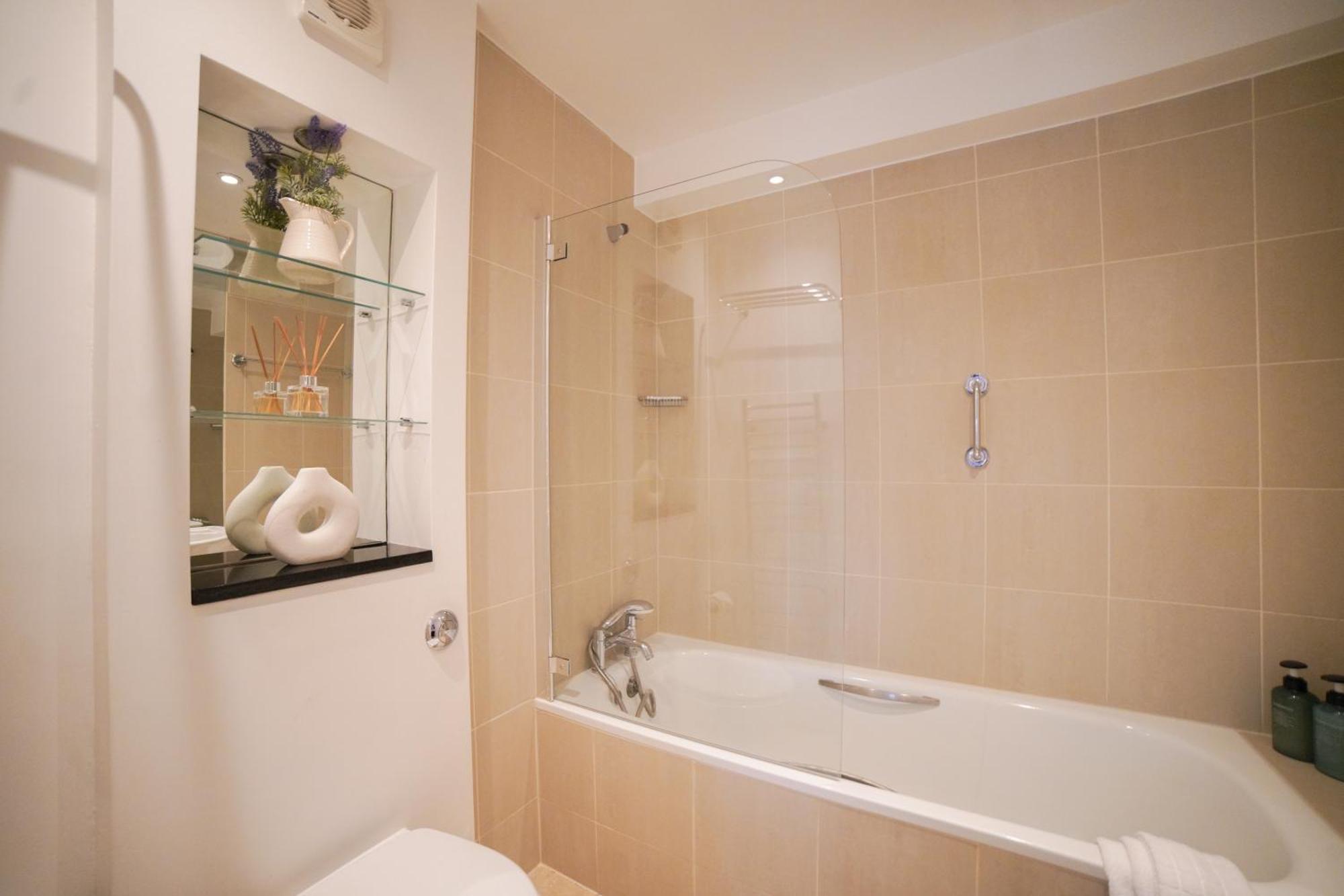 Art-Deco Apartment In Very Popular Chelsea Area Londra Esterno foto